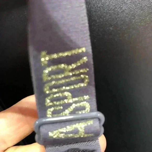 Victoria’s Secret Incredible Sport Bra Lightweight/Lined,adjustable Y back - Picture 6 of 7